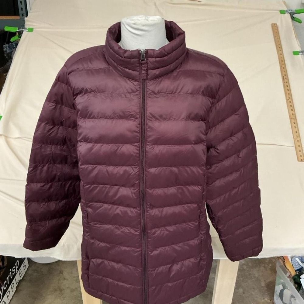 Amazon Essentials Women's Lightweight Packable Puffer Jacket | XL |